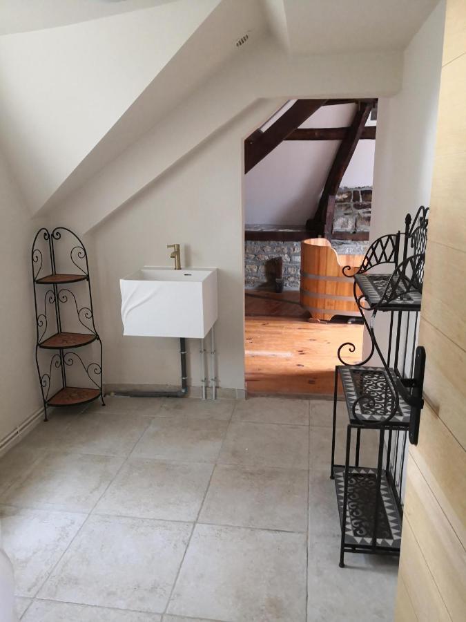 Maison La Motte With Bicycle Parking Saint-Hilaire-du-Harcouët エクステリア 写真